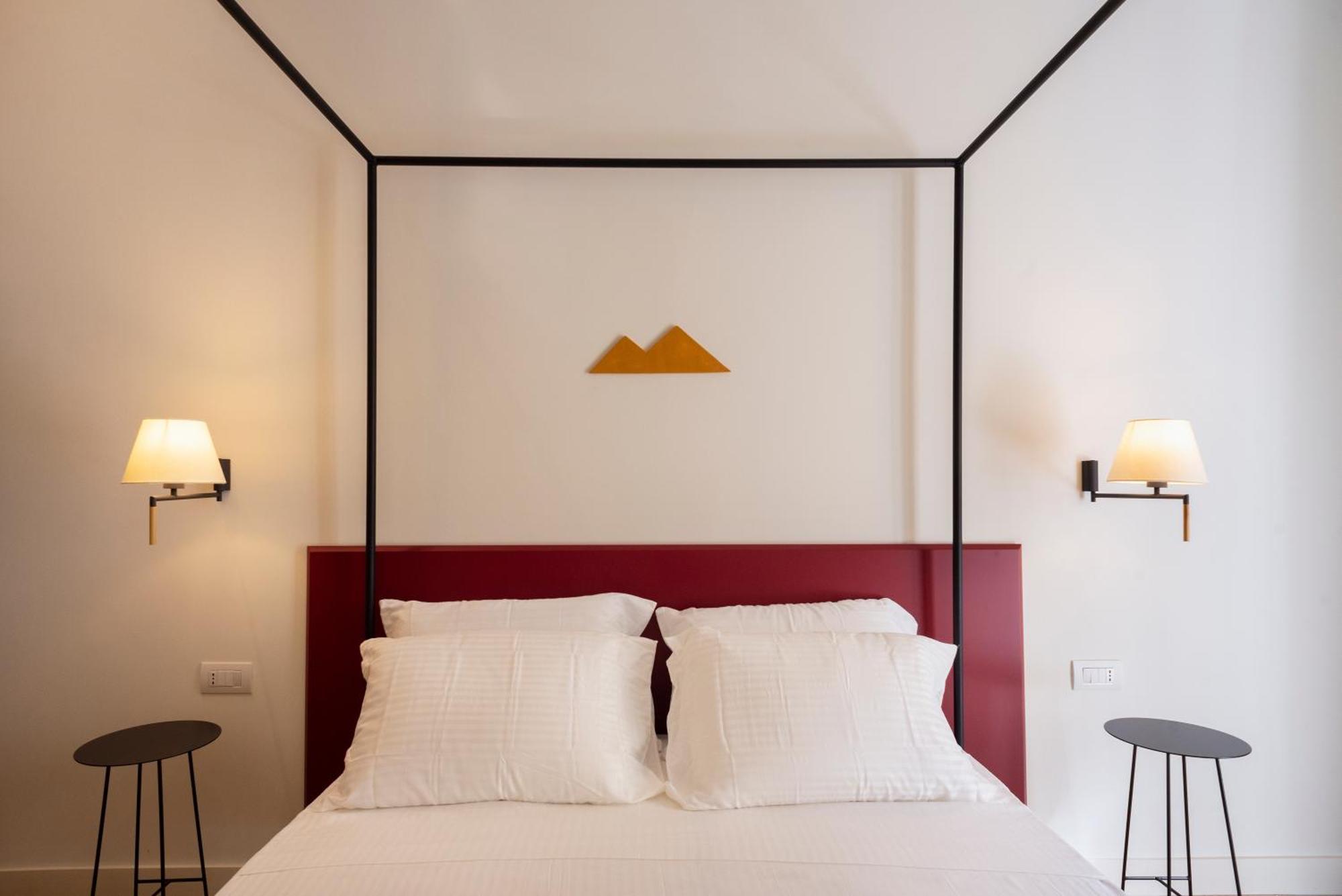 Santa Lucia Maison De Charme 나폴리 외부 사진